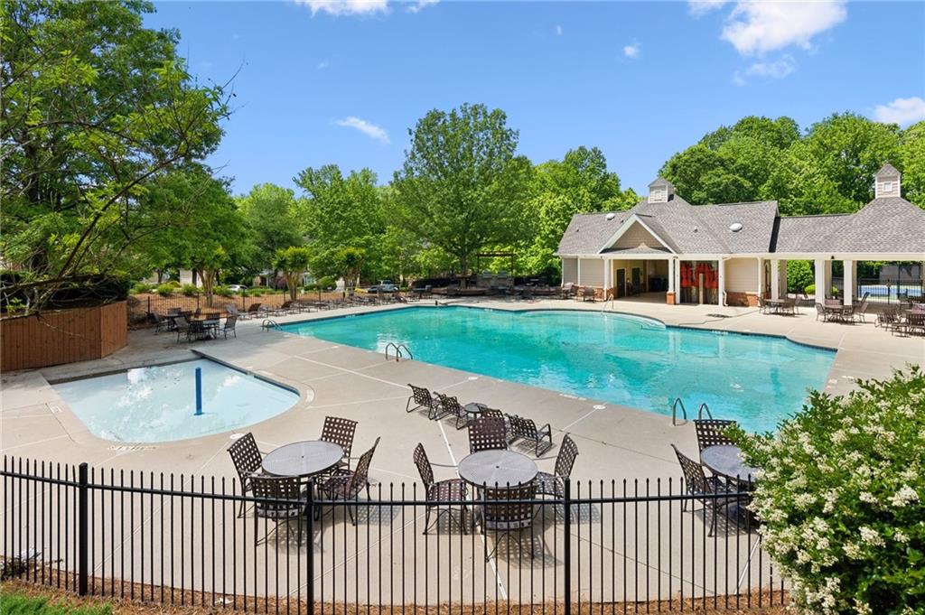 4114 Suwanee Trail Drive, Buford, Georgia image 33