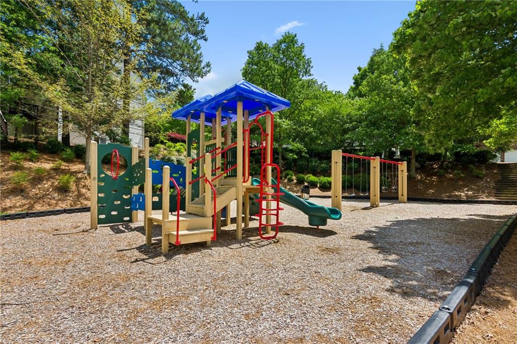 4114 Suwanee Trail Drive, Buford, Georgia image 36