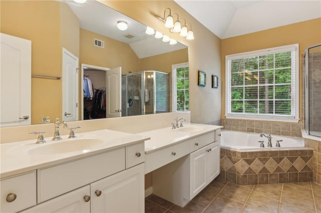 4114 Suwanee Trail Drive, Buford, Georgia image 19