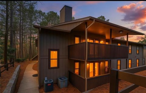 Photo of 1901 Cumberland Court, Smyrna, GA 30080 (MLS # 7618406)