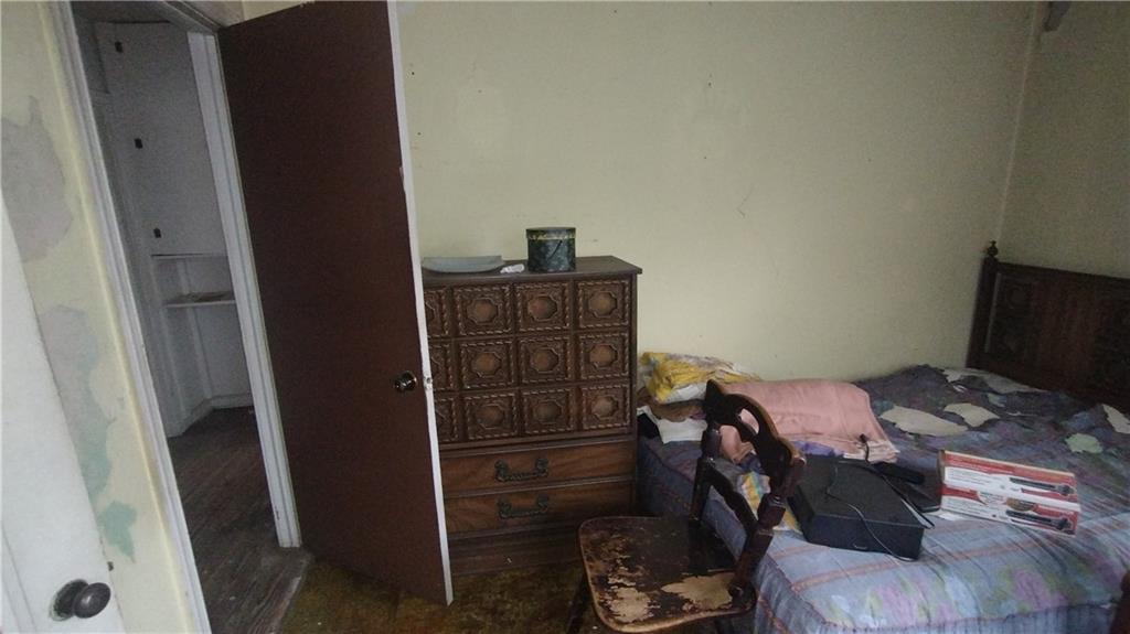 1900 Francis Avenue NW