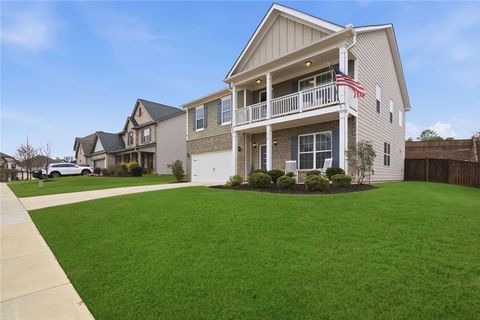 Homes For Sale - 619 Little Bear Loop<br/> Canton, GA 30114