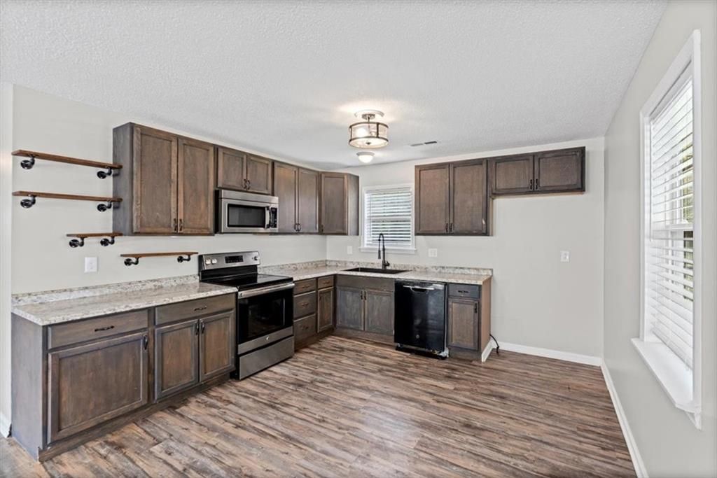 Photo of 648 Johnson Road SE, Adairsville, GA 30103 (MLS # 7728423)