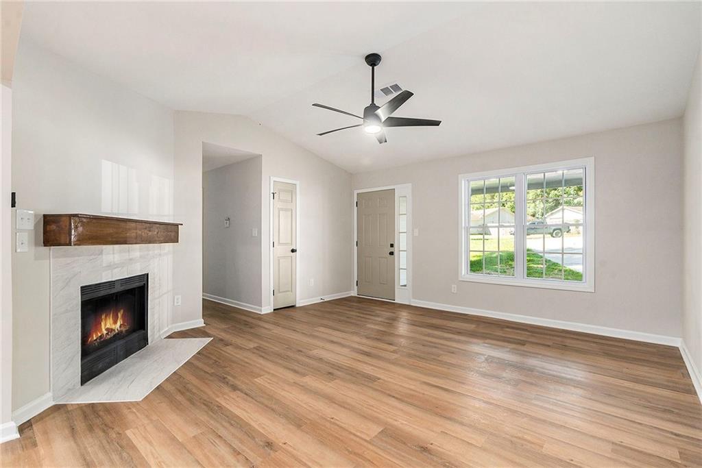270 Carsons Cove