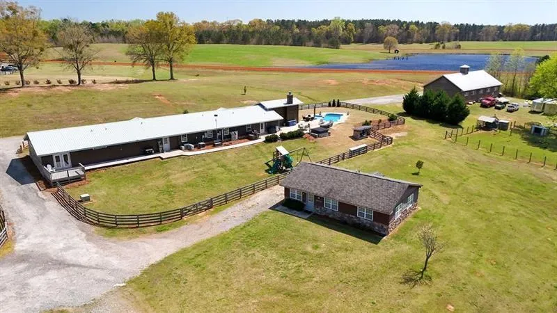 Greenville, Georgia 30222, United States, ,Commercial,Active,61758