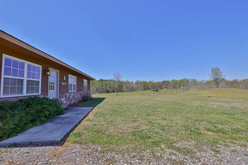 Greenville, Georgia 30222, United States, ,Commercial,Active,61758