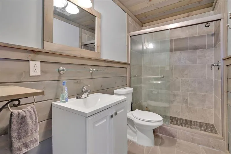 Greenville, Georgia 30222, United States, ,Commercial,Active,61758