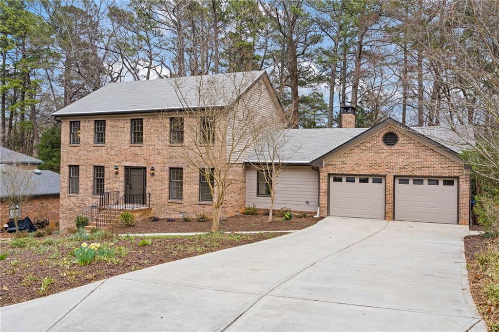 2667 Smoketree Way NE