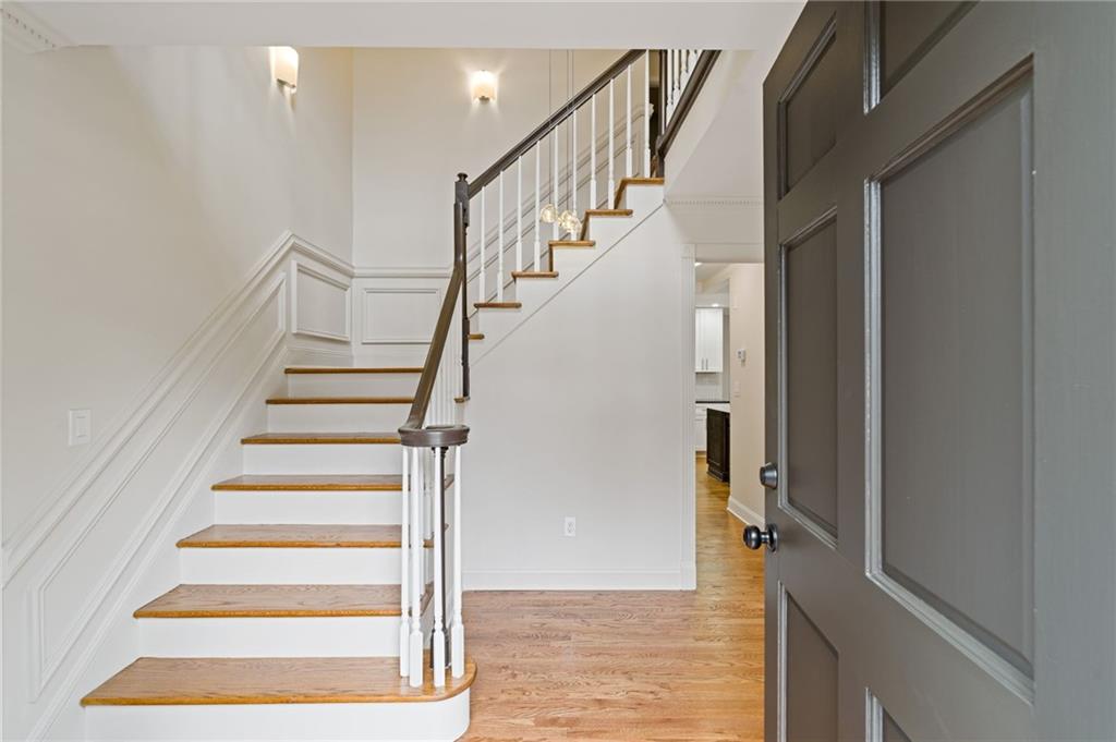 2667 Smoketree Way NE