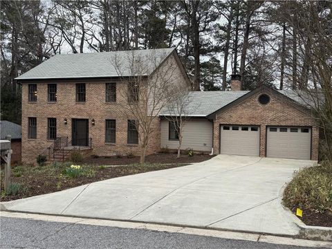 2667 Smoketree Way NE Atlanta GA 30345