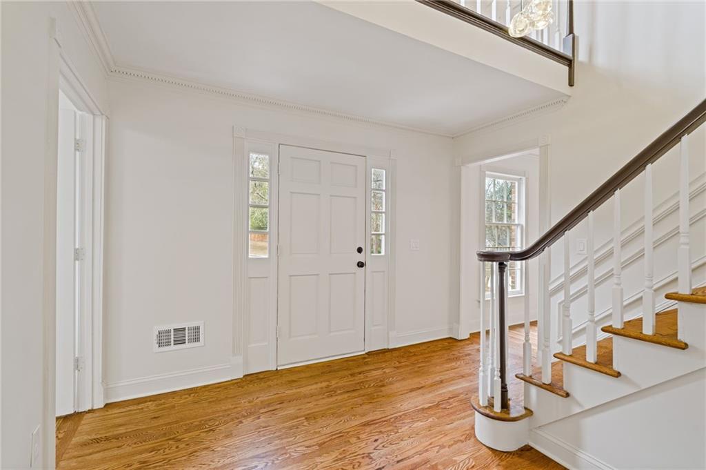 2667 Smoketree Way NE