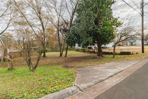 2582 Argo Drive SE Smyrna GA 30080