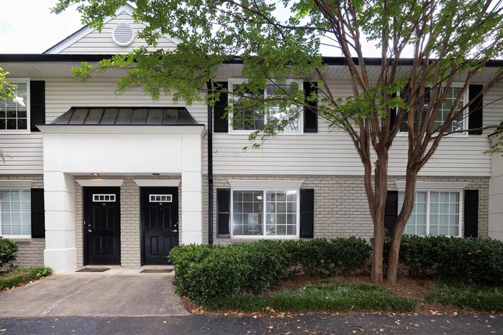 6940 Roswell Road 4B