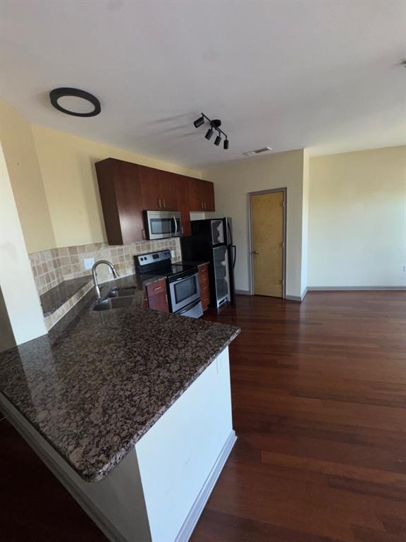 898 Oak Street #3412, Atlanta, Georgia image 8