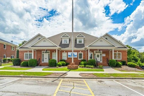 889 COMMERCE Conyers GA 30094