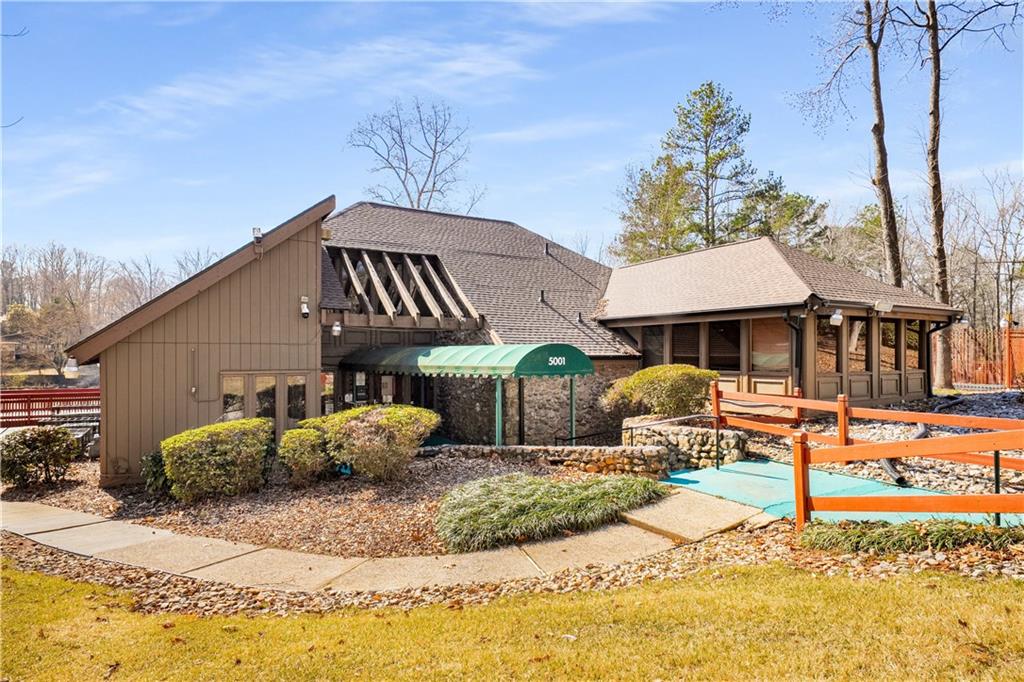 846 Brandy Oaks Lane, Stone Mountain, Georgia image 29