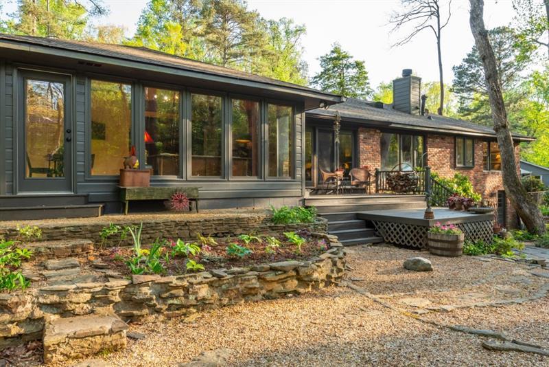 1850 Winchester Trail