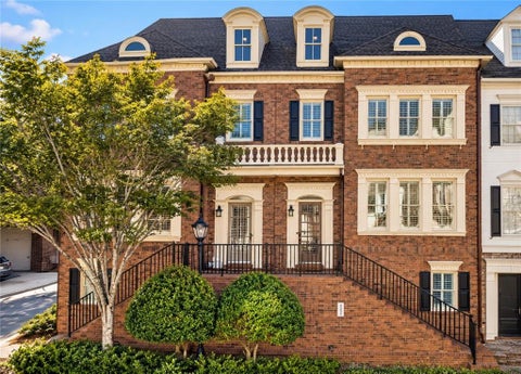 Townhouse For Sale - 4390 Bridgehaven Drive #11<br/> Smyrna, GA 30080