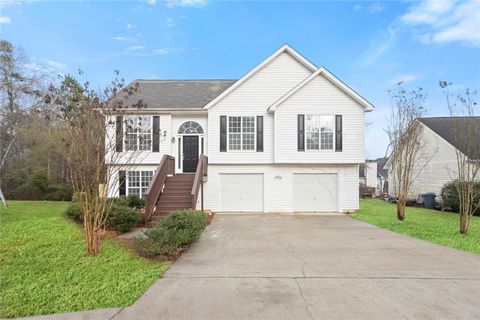 Homes For Sale - 6608 Chesepeake Trail<br/> Rex, GA 30273