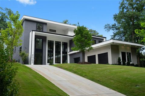 Homes For Sale - 4063 Rickenbacker Drive<br/> Atlanta, GA 30342