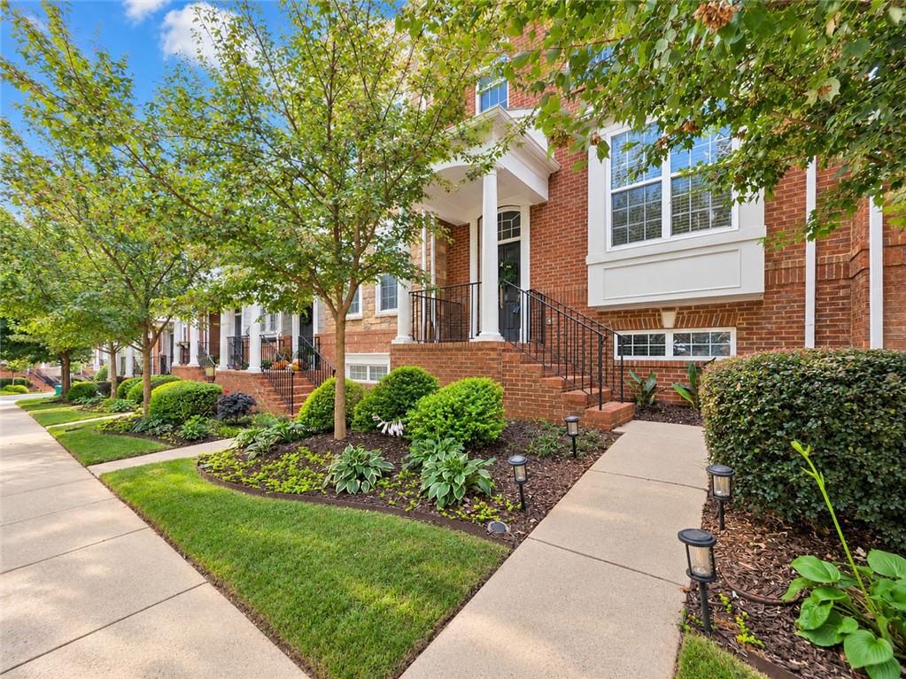 2318 Limehurst Drive NE 101