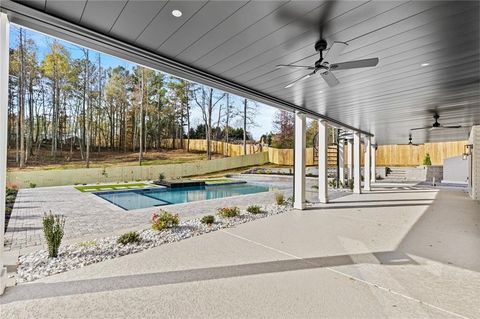 A home in Flowery Branch