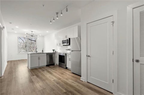 Condo For Sale - 525 Parkway Drive #203<br/> Atlanta, GA 30308