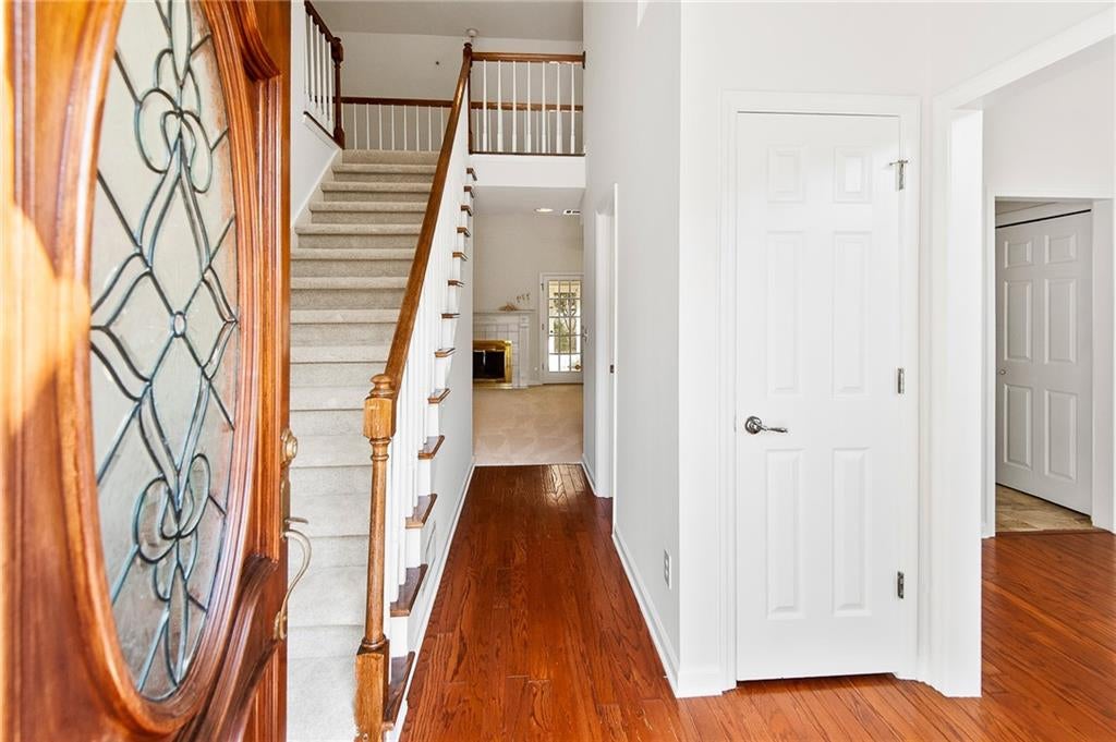 1948 Briar Pond Way