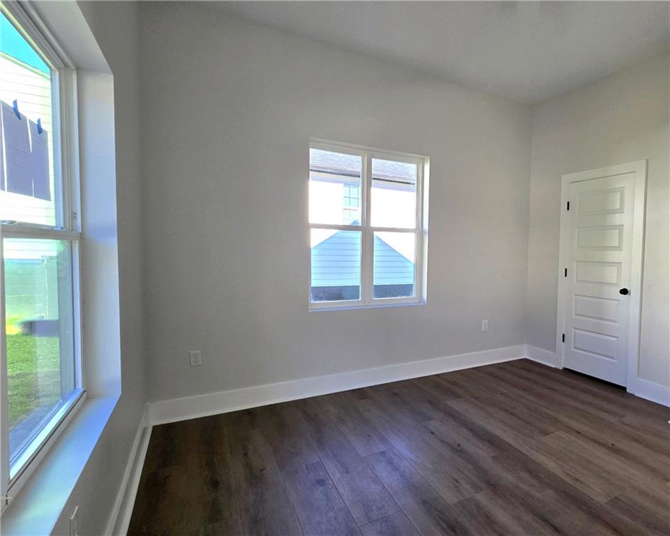 2152 Castlewood Street