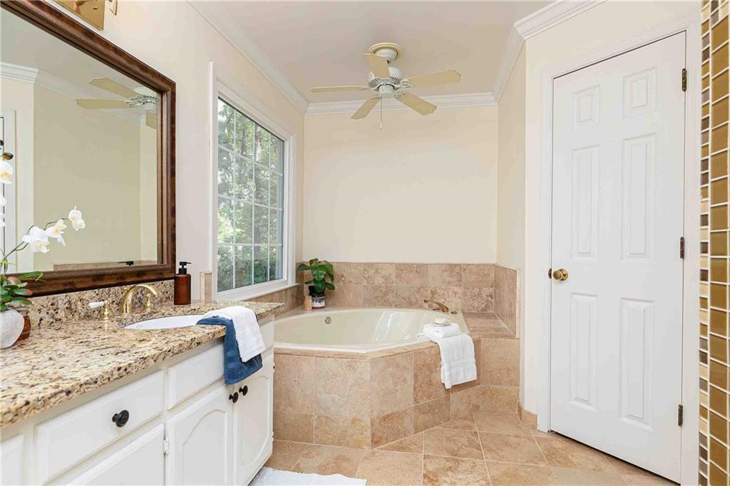 386 Collegiate Drive, Powder Springs, Georgia image 28