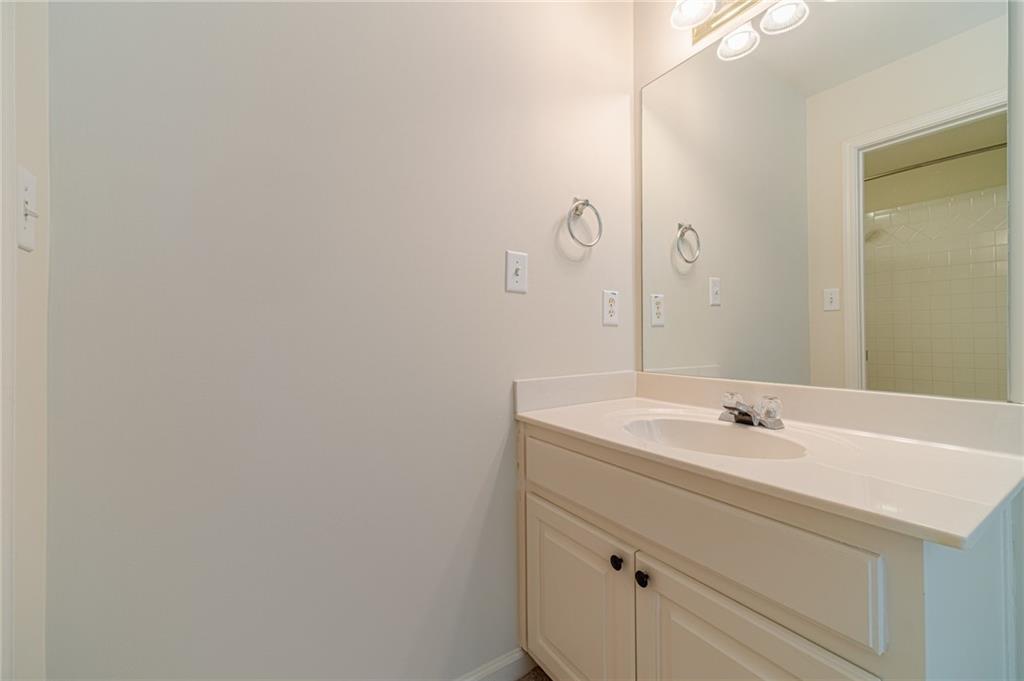 4610 Admiral Ridge Way, Lilburn, Georgia image 28