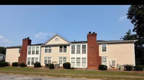 Condo For Rent - 4262 Parkview Court<br/> Stone Mountain, GA 30083