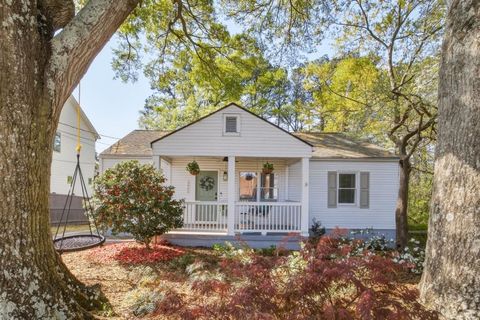 Photo of 1923 Dresden Drive, Brookhaven, GA 30319 (MLS # 7747096)