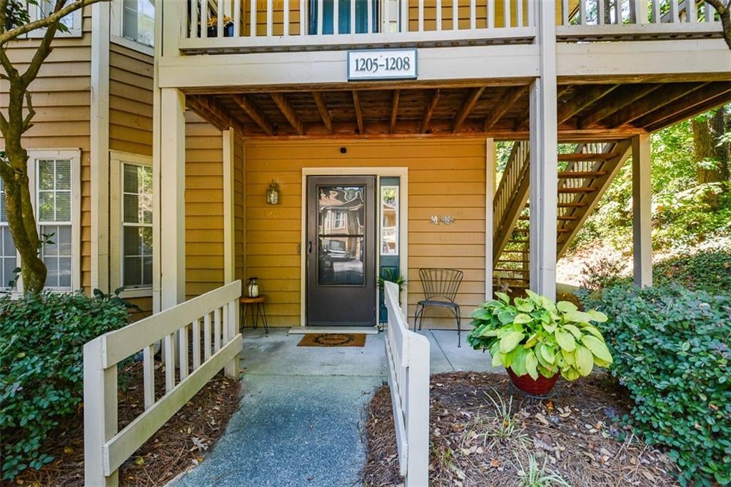 1206 Country Park Drive SE 1206