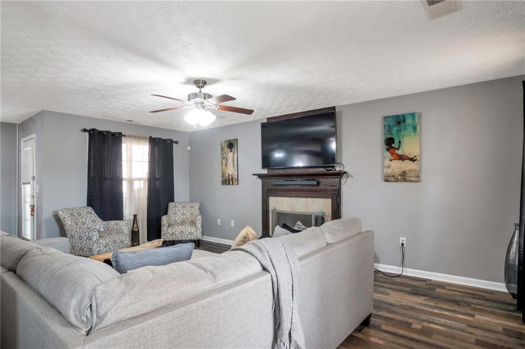35 Blue Jay Drive