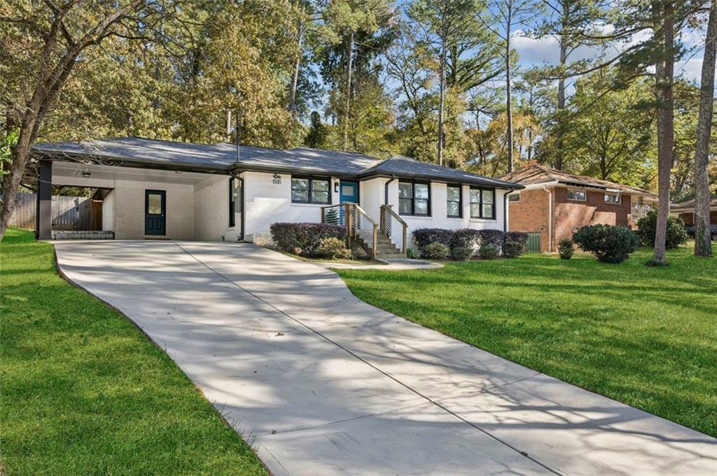 2212 Cloverdale Drive SE