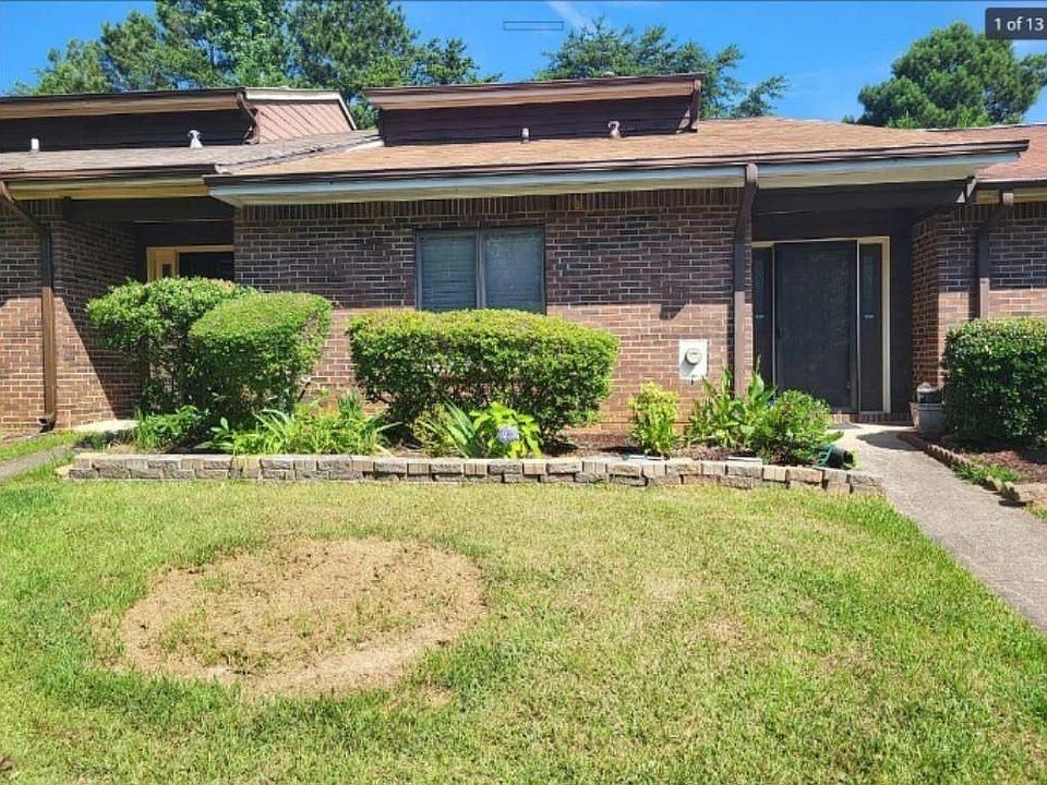 Great opportunity to add a cash-flowing asset to your portfolio! This 3 bed, 3 bath townhouse offers 1,703sqft of living space & is currently tenant-occupied at $1,900/mnth on a month-month lease – providing immediate income with flexibility. Located in a quite community in Stone Mountain, minutes from schools, shops & major roadways – This is a solid long-term hold or potential flip. All offers accepted, eager to sell.
Key Features:
One Bedroom + Full Bath on Main Level
Two Bedrooms Upstairs w/ En-Suite Baths
New Flooring
Fireplace
Private Back Yard
Sec 8 Tenant ($1,900/mnth)
SHOWINGS AVAILABLE BY APPOINTMENT ONLY. PLEASE DO NOT DISTURB TENANT.
CALL/TEXT/EMAIL NICOLE MATTEI FOR SHOWING REQUESTS & OFFERS.