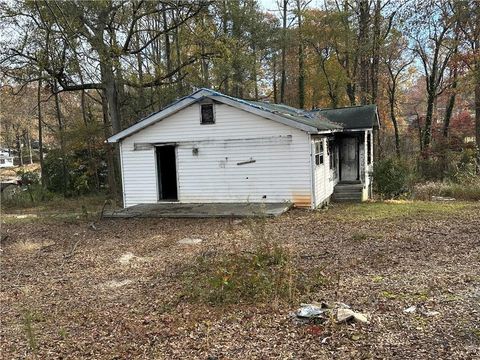 A home in Lithia Springs