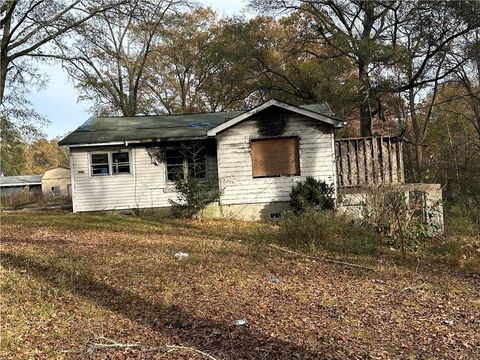 A home in Lithia Springs