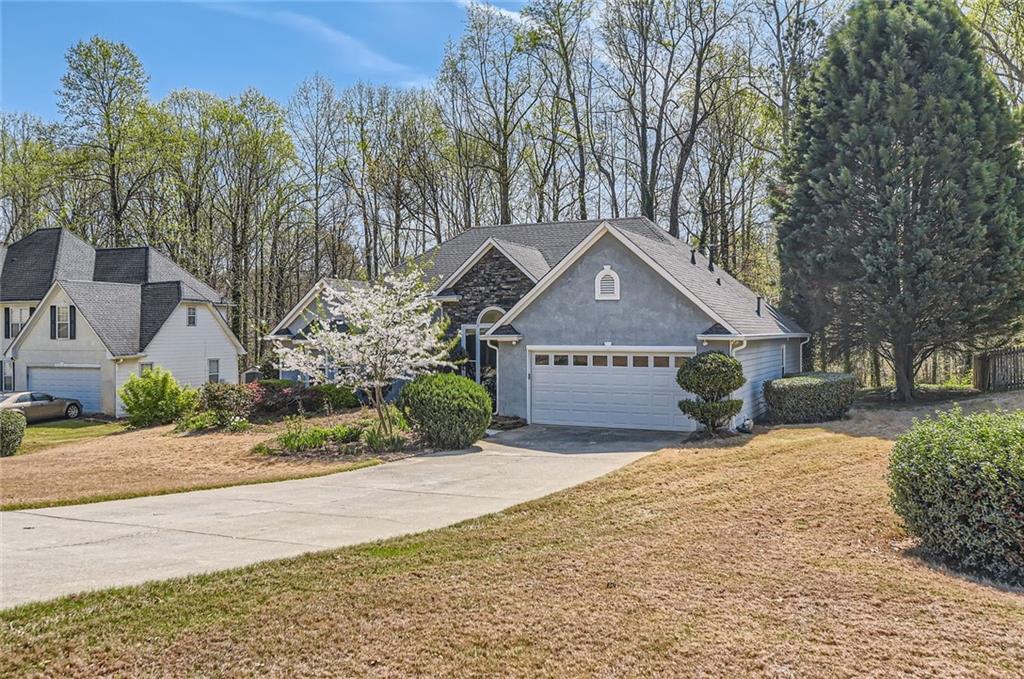 534 Creekstone Drive, Jonesboro, Georgia image 3