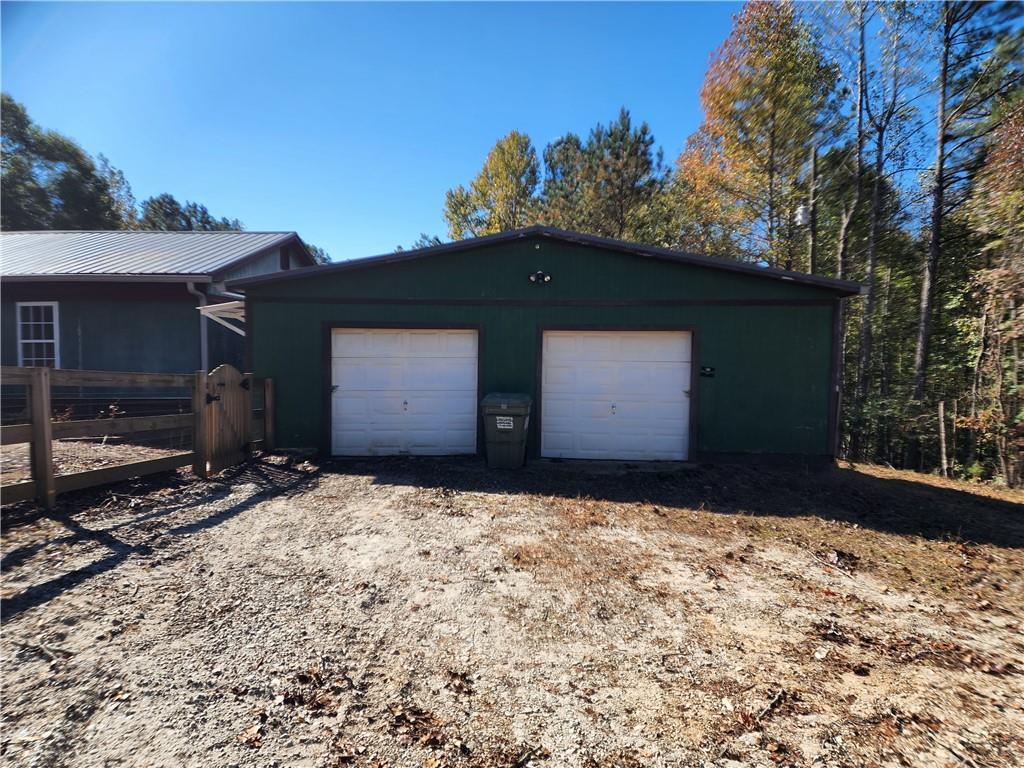 1048 Seals Road