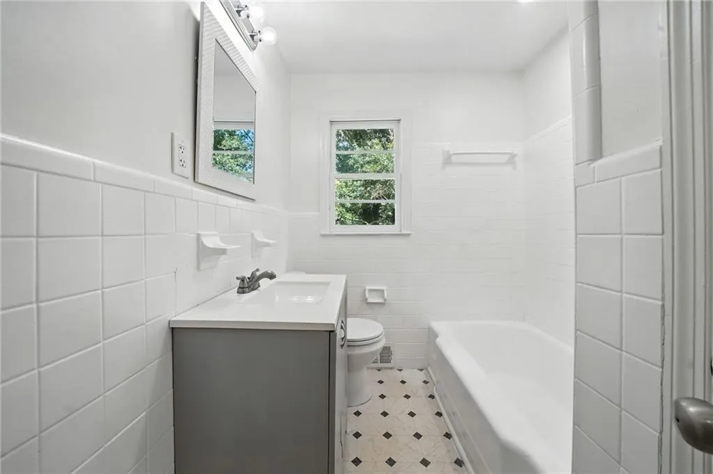 Lithia Springs, Georgia 30122, United States, 3 Bedrooms Bedrooms, ,1 BathroomBathrooms,Residential,Coming Soon,187312