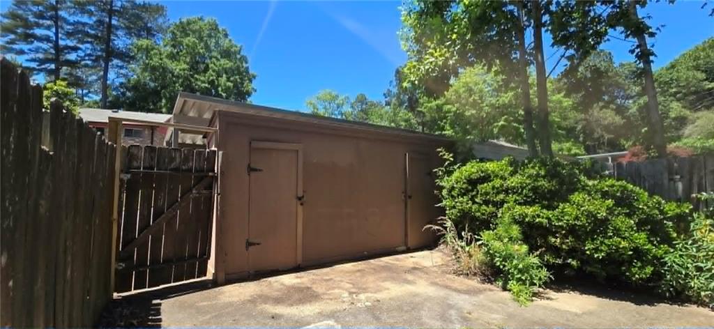 673 Garden Walk Drive