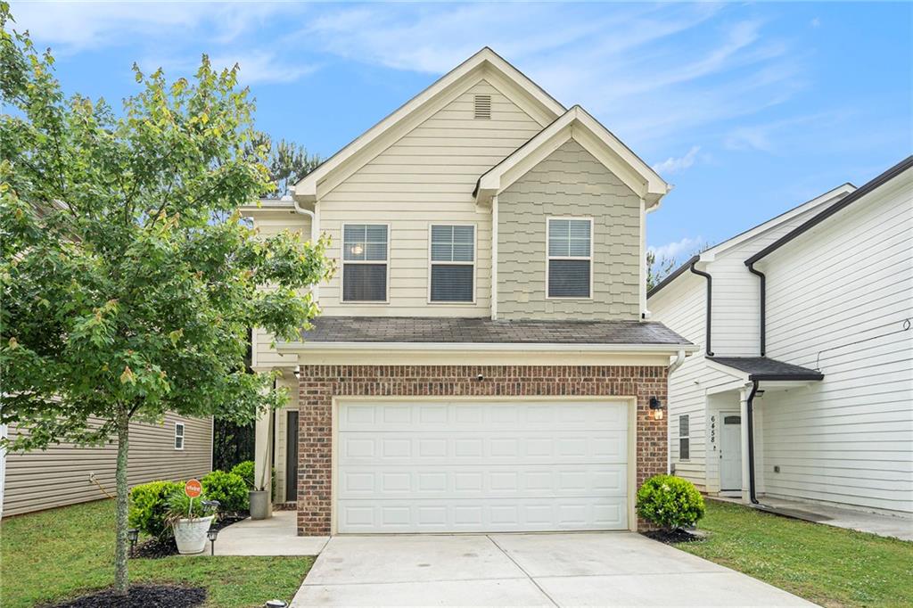 6454 Grey Fox Way, Riverdale, Georgia image 1
