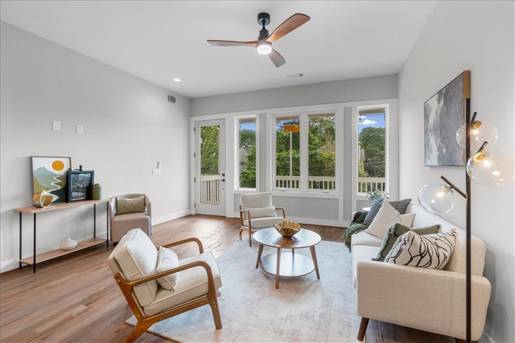 458 Connally Street SE