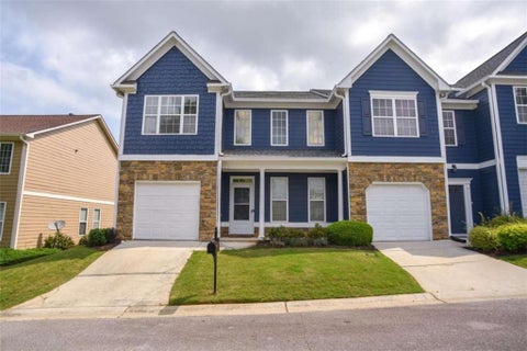 Homes For Sale - 6616 Splashwater Drive<br/> Hall County, Flowery Branch, GA 30542