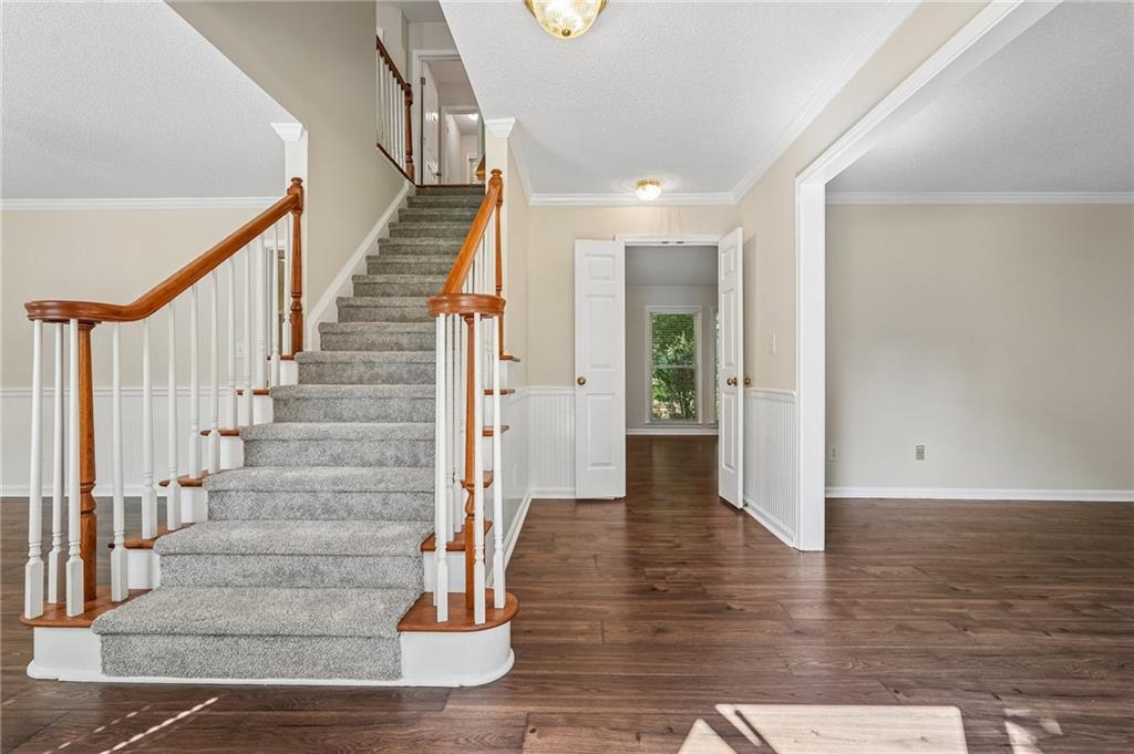 89 Creekside Drive