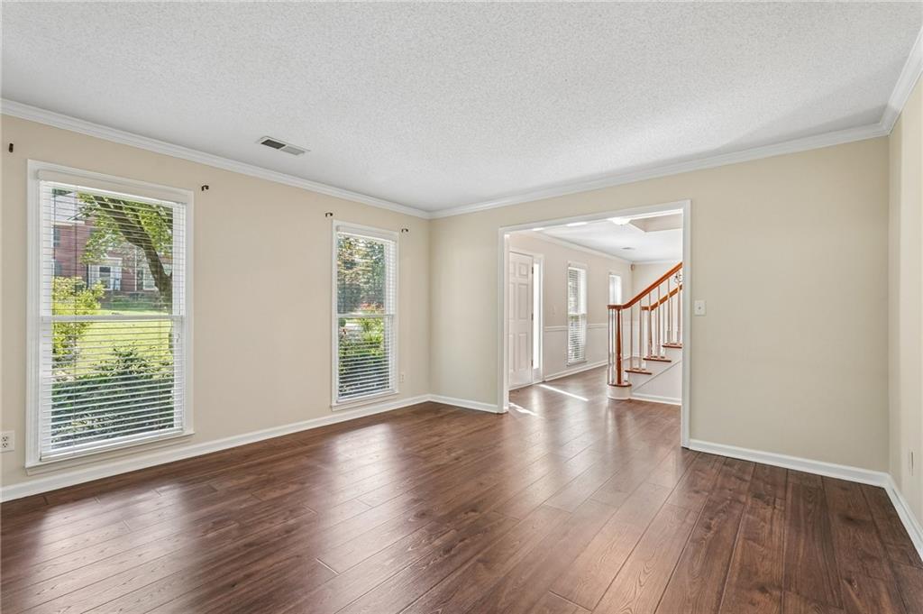 89 Creekside Drive