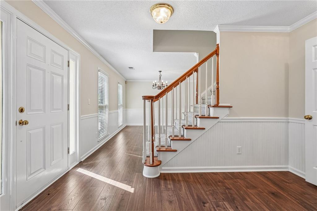 89 Creekside Drive