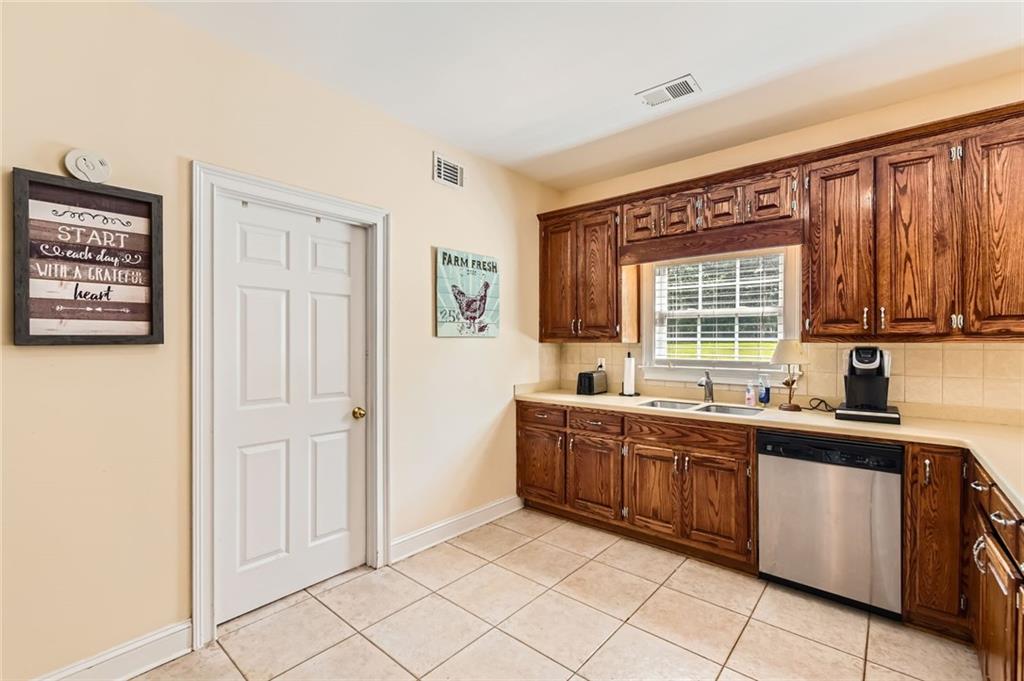 595 Mcgarity Drive, Mcdonough, Georgia image 7